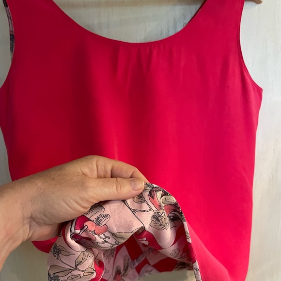 Womens Size M  100% Silk Reversible Tank Top beautiful, pink, and floral - Picture 3 of 5